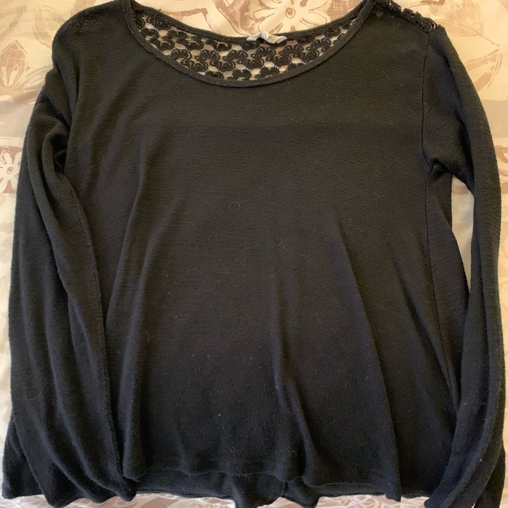 Black shirt